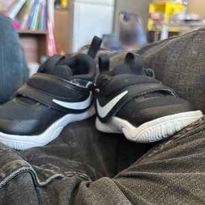Nike Kids Black and Gray Sneakers